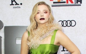 Chloe Grace Moretz Commends Director for Clearing Set to Film Her Gay Love Scenes