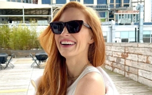 Jessica Chastain Felt It Would Be 'Irresponsible' for Her Not to Wear Face Mask at Oscars