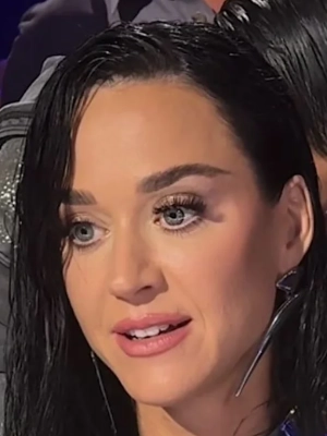 Katy Perry Calls Wardrobe Malfunction on 'American Idol' an 'Interesting Moment'