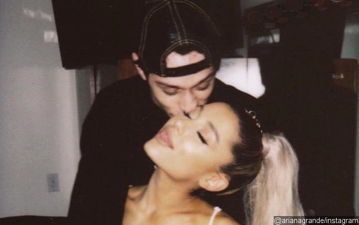 Pete Davidson Gushes Over GF Ariana Grande During Stand-Up Set