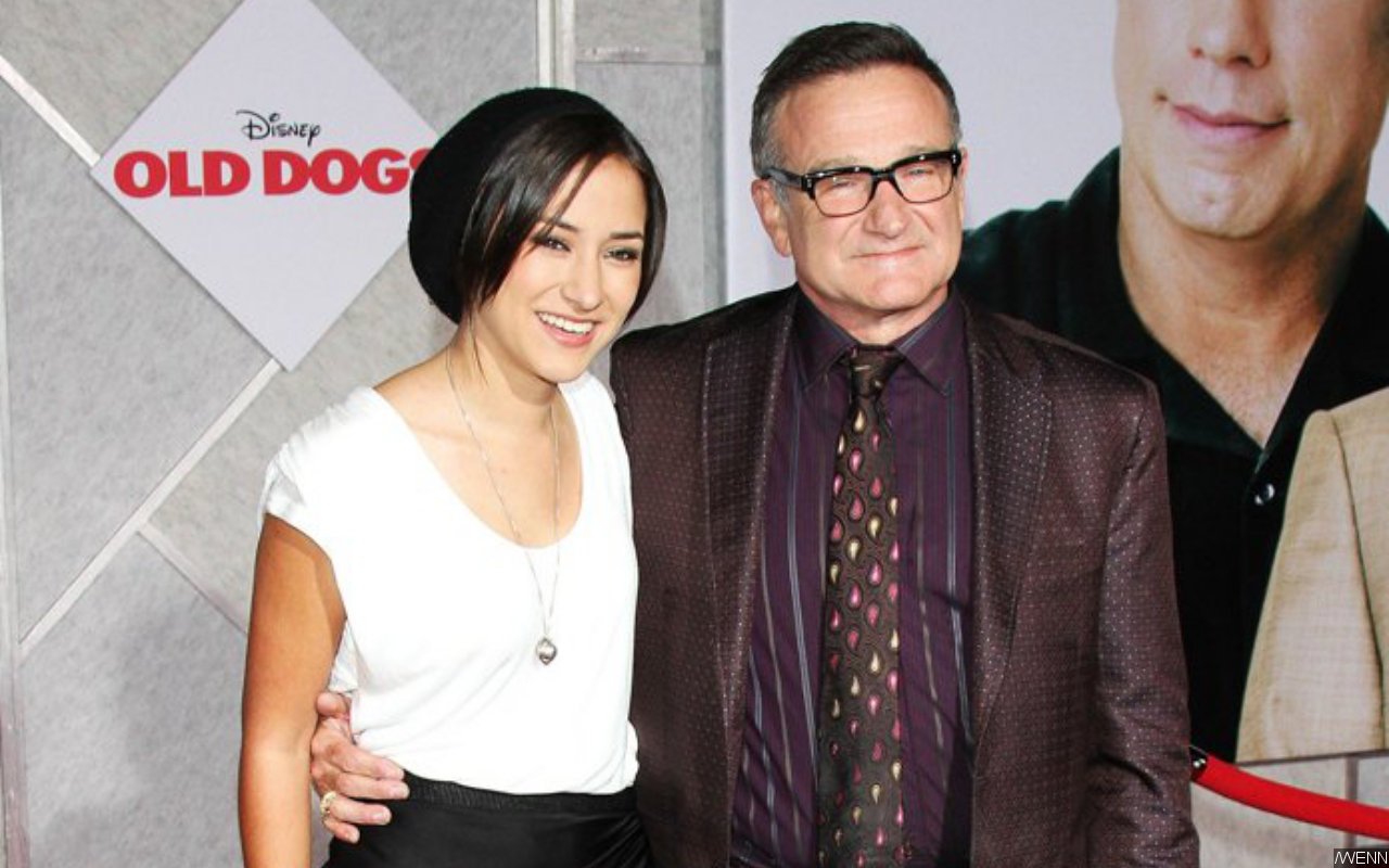 Robin Williams Daughter Asks Fans To Stop Spamming Her With Viral