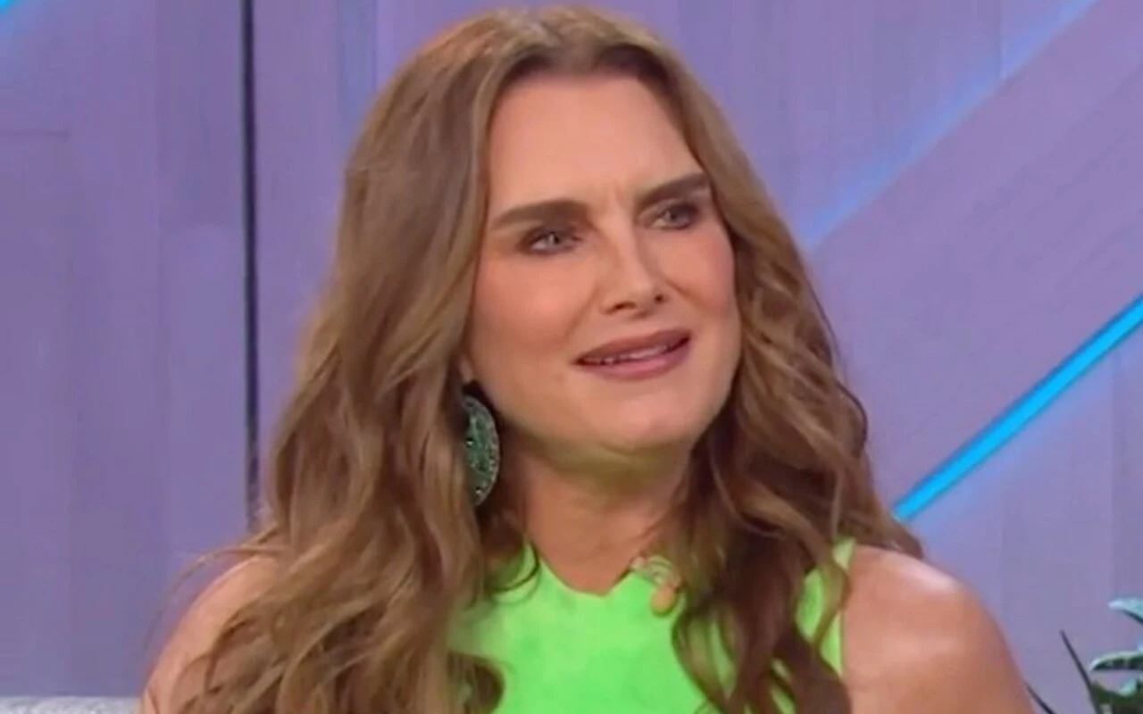 Brooke Shields Learned to Embrace Her Natural Beauty During Pregnancy