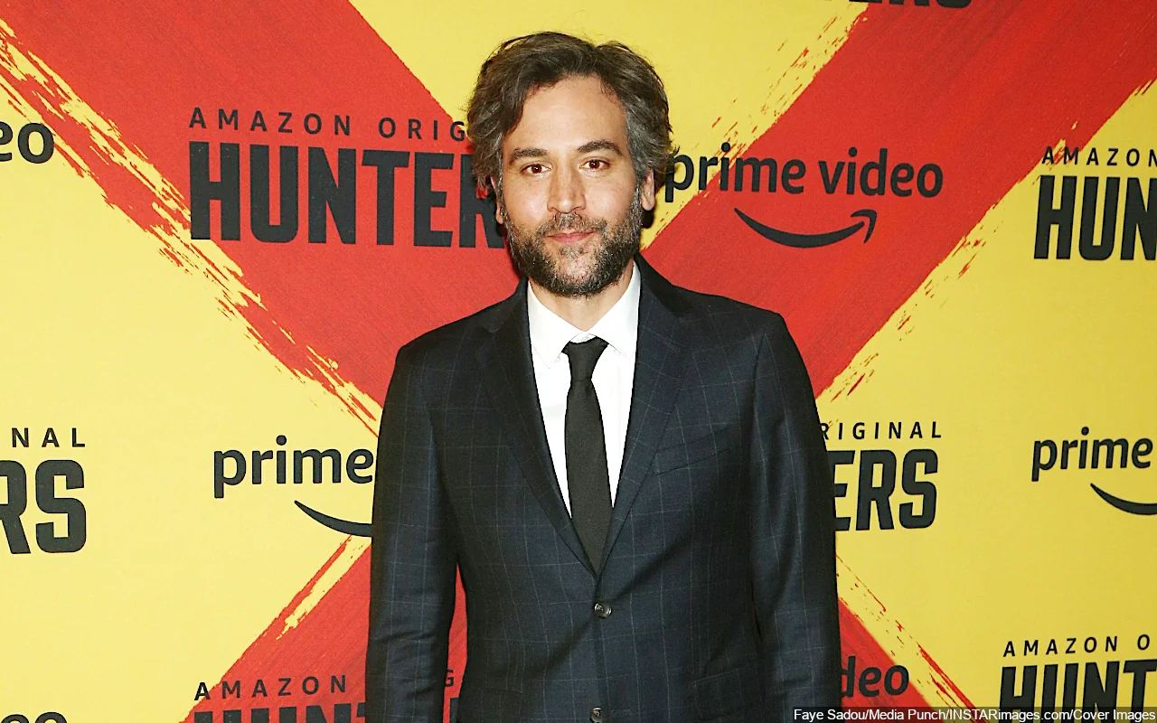 Josh Radnor Announces He's Getting Married at NYC Tour Stop