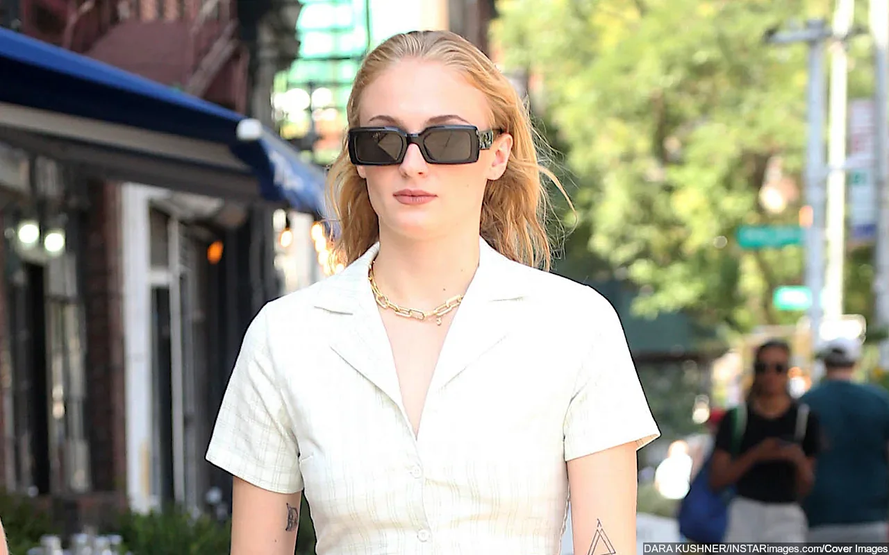 Sophie Turner Looks Loved Up With Peregrine Pearson After Dropping Lawsuit Against Joe Jonas