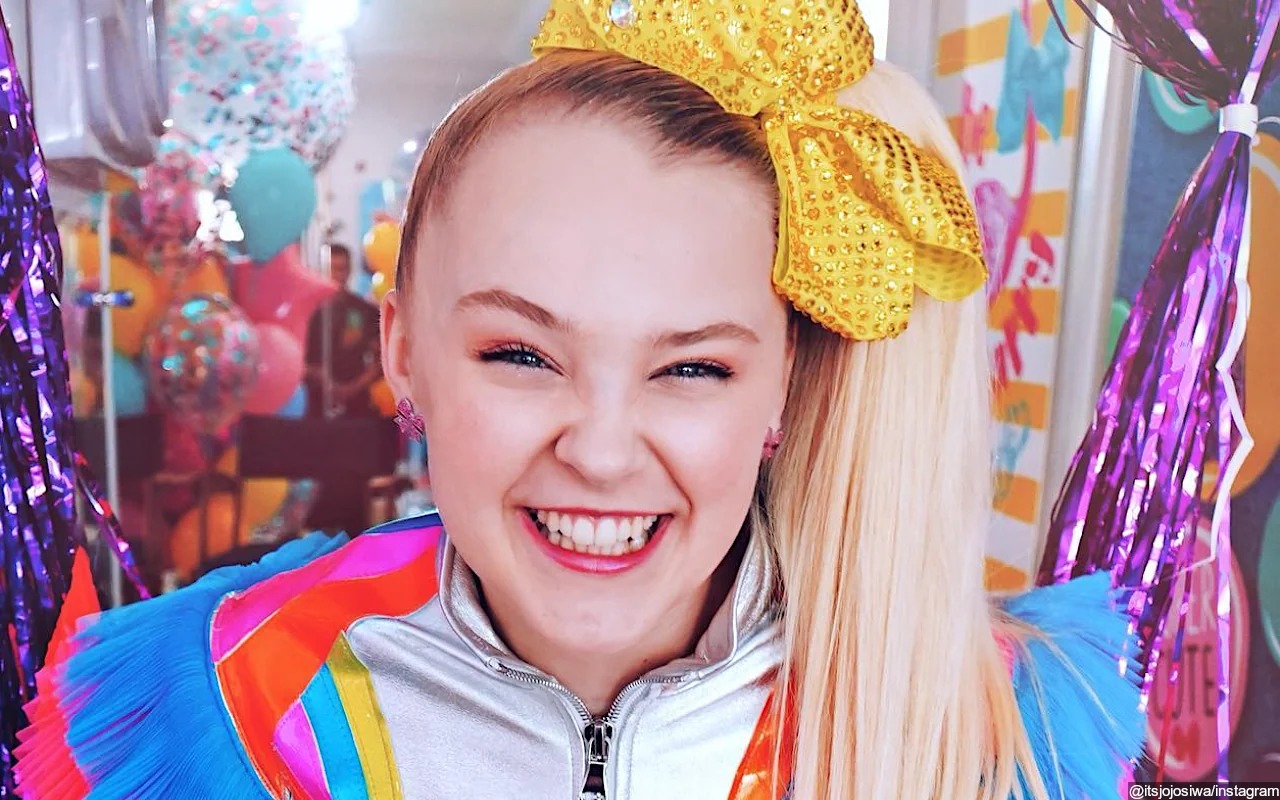 JoJo Siwa Reflects on 'Dance Moms: The Reunion' Drama and Reveals Behind-the-Scenes Tension