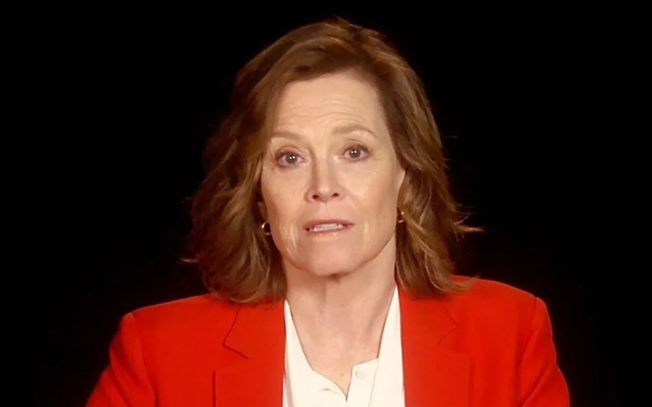 Sigourney Weaver to Play Major Role in New Star Wars Movie 'The Mandalorian and Grogu'
