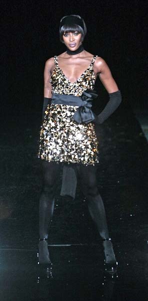 Naomi Campbell<br>London Fashion Week - Fall/Winter 2007 - Julien Macdonald - Runway