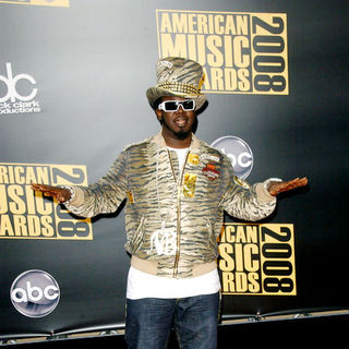 T-Pain in 2008 American Music Awards - Arrivals