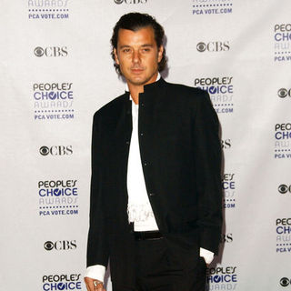 Gavin Rossdale in 35th Annual People's Choice Awards - Arrivals