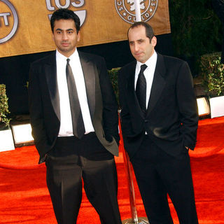 Kal Penn, Peter Jacobson in 15th Annual Screen Actors Guild Awards - Arrivals