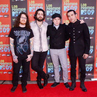 Fall Out Boy in 2009 MTV Latin VMAs - Arrivals