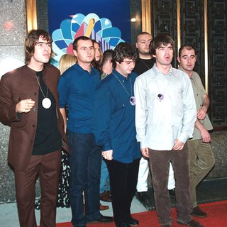 Oasis in 1996 MTV Video Music Awards