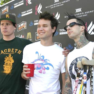 Blink-182 in Tony Hawk's 1st Stand Up For Skateparks Benefit