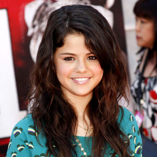 Selena Gomez in The Game Plan - World Movie Premiere - Arrivals