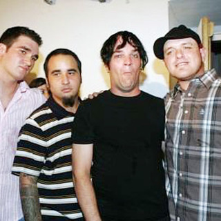 New Found Glory in MTV VMA 2004 Vote Or Die Pre-Party