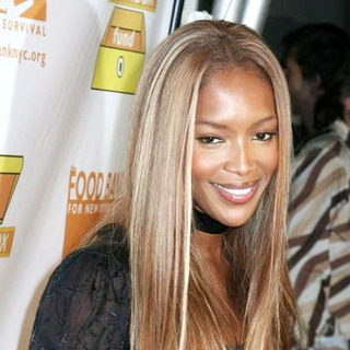 Naomi Campbell in The Food Bank for New York City and The Lunch Box Fund