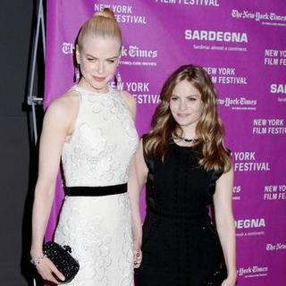 Nicole Kidman, Jennifer Jason Leigh in 45th New York Film Festival - 'Margot At The Wedding' Movie Screening - Arrivals