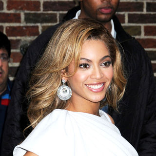 Beyonce Knowles in The Late Show with David Letterman - April 22, 2009 - Arrivals