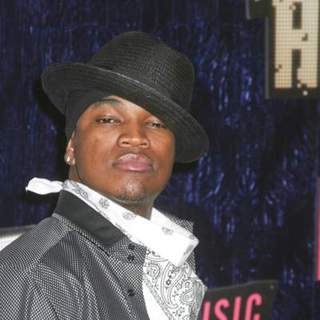 Ne-Yo in 2007 MTV Video Music Awards - Red Carpet