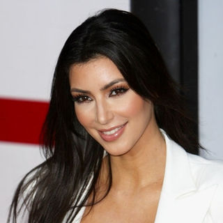 Kim Kardashian in "The Taking of Pelham 123" Los Angeles Premiere - Arrivals