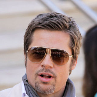 Brad Pitt in 62nd International Cannes Film Festival - "Inglourious Basterds" Photocall