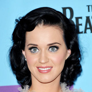 Katy Perry in MTV Europe Music Awards 2009 - Press Conference