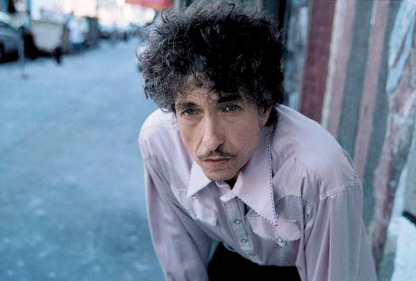 Video Premiere: Bob Dylan's 'Dreamin' of You'