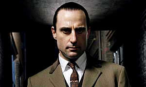 Mark Strong Talks 'Robin Hood' Villain