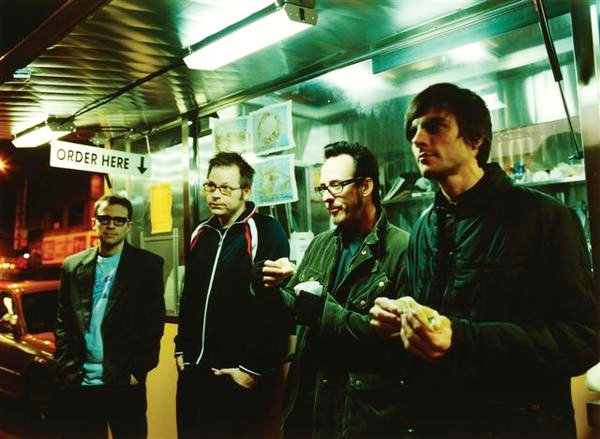 Weezer's 'If You're Wondering If I Want You To' Music Video