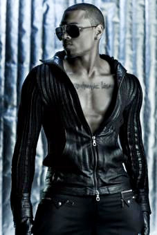Chris Brown's 'Crawl' Music Video Feat. Cassie