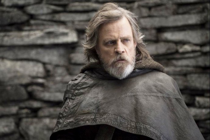'Star Wars: The Last Jedi' Director Shuts Down Twitter Trolls Over Movie Twists