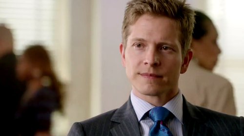 'the Good Wife' 6.03 Preview: Cary On The Brink Of Losing Freedom