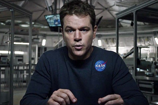 'The Martian' First Official Trailer: Matt Damon Tries to Return to Earth