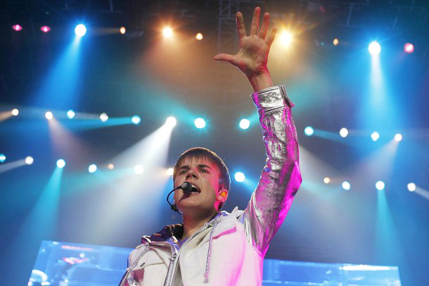 justin bieber indonesia concert. Video: Justin Bieber Singing