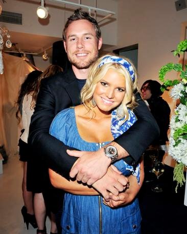 Eric Johnson Proposed to Jessica Simpson on Nov. 11 at 11 P.M. for Luck