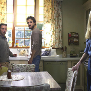 Director Andrew Douglas, Ryan Reynolds and Melissa George in MGM's The Amityville Horror (2005)