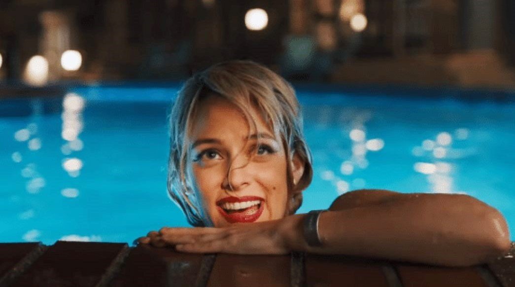 Riley Keough stars as Sarah in A24's Under the Silver Lake (2018)