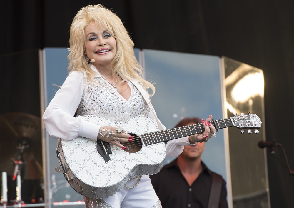 Dolly Parton Picture 62 - Glastonbury Festival 2014 - Performances - Day 4