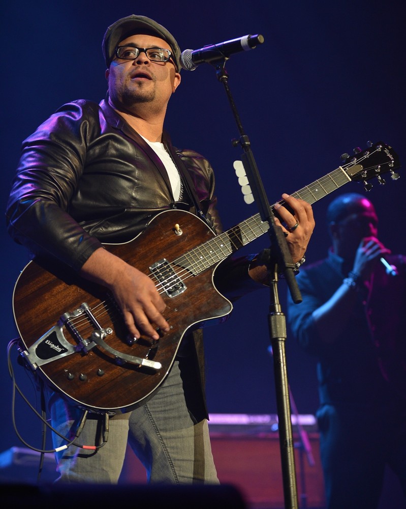 Israel Houghton Picture 7 The BET Sunday Best The King's Men Concert