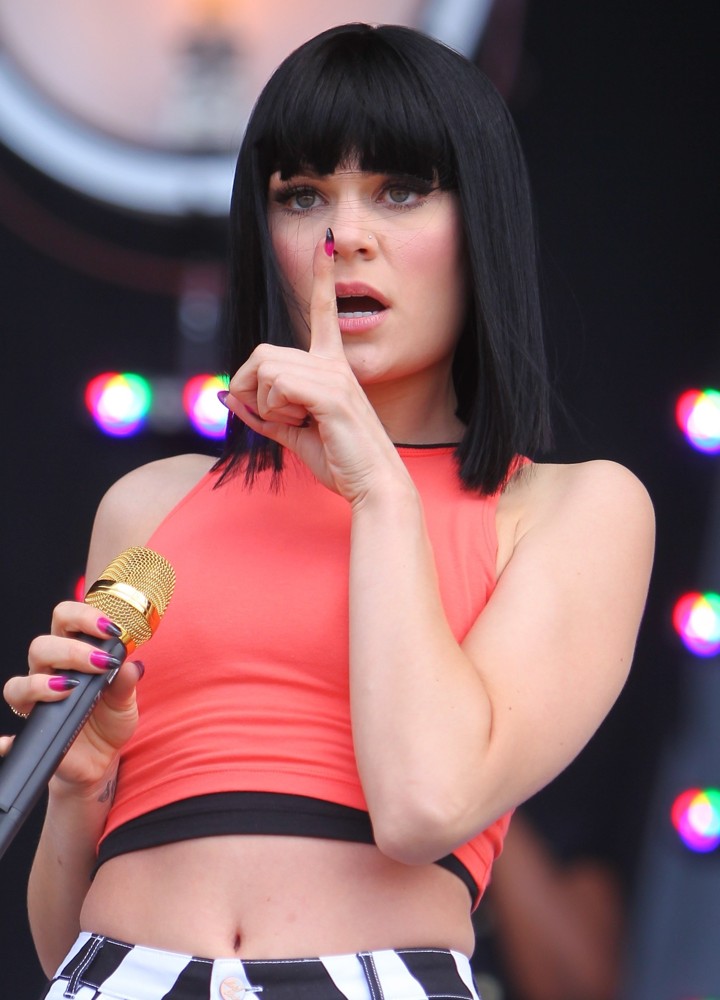 Jessie J - Wallpaper Gallery