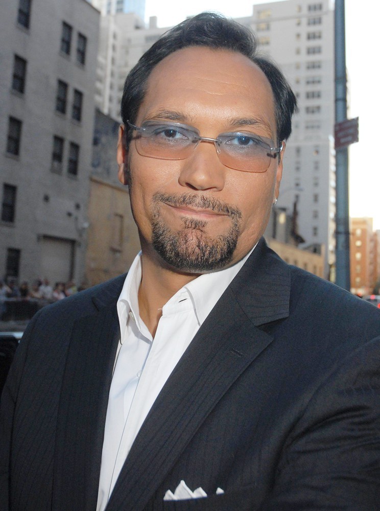 Jimmy Smits Picture 4 - Jimmy Smits Outside Ed Sullivan Theatre for The