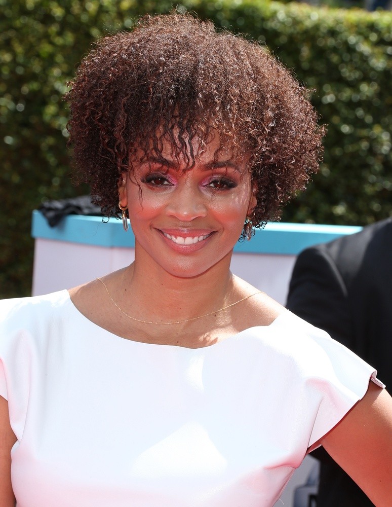 Latarsha Rose net worth salary
