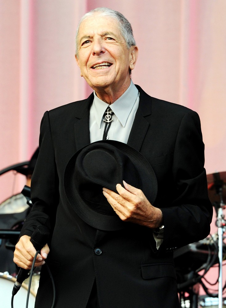 Leonard Cohen Picture 1 - Leonard Cohen Performs For A Live Audience