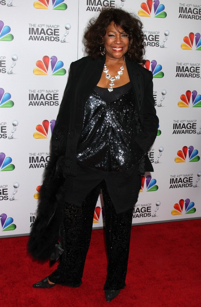 Mary Wilson Picture 1 - The 43rd Annual Naacp Awards - Arrivals