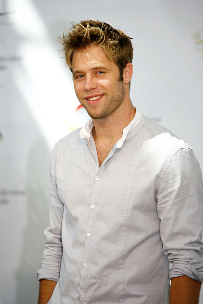 Shaun Sipos Net Worth