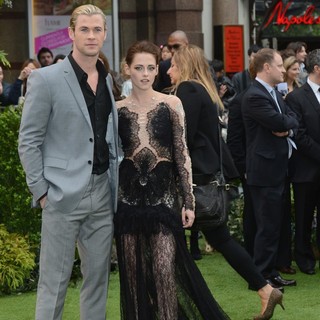 World Premiere of Snow White and the Huntsman - Arrivals