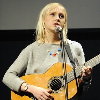 Laura Marling Performing at The Camera Club - laura-marling-performing ...