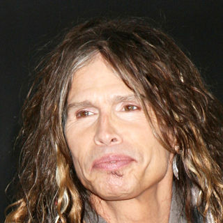 Steven Tyler in 2008 American Music Awards - Arrivals