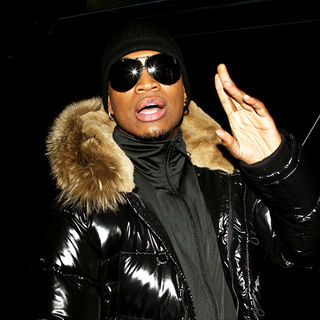 Ne-Yo outside the Ed Sullivan Theater for the 'Late Show With David Letterman'