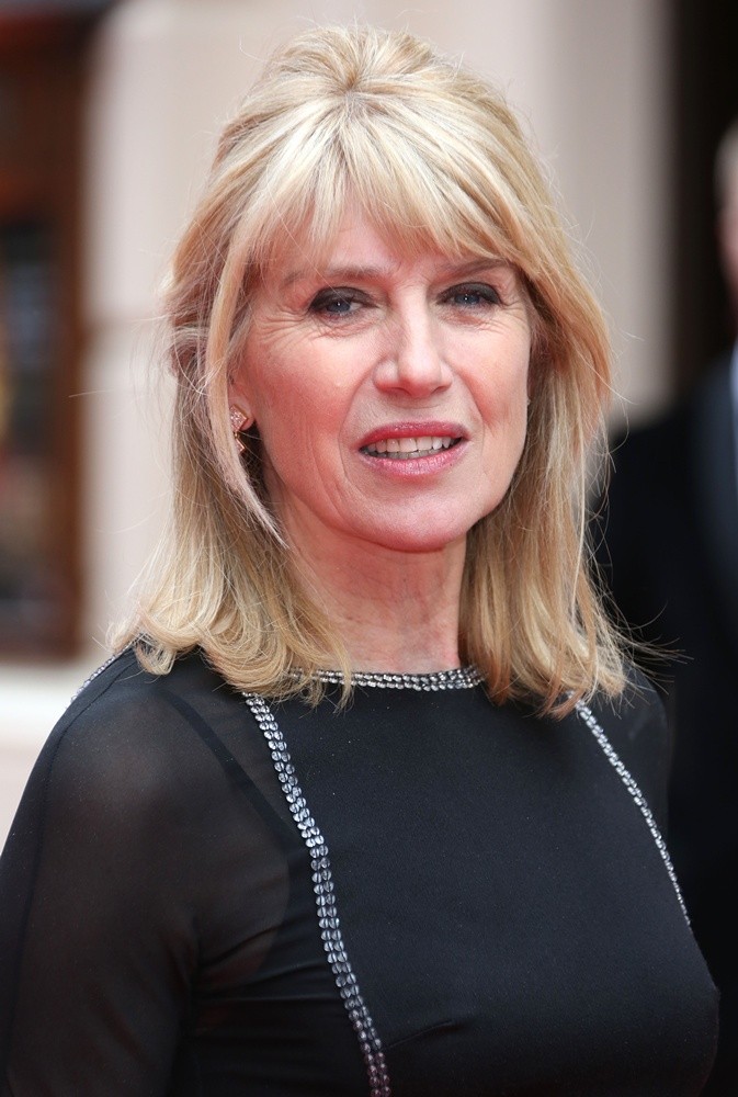 Selina Scott Net Worth